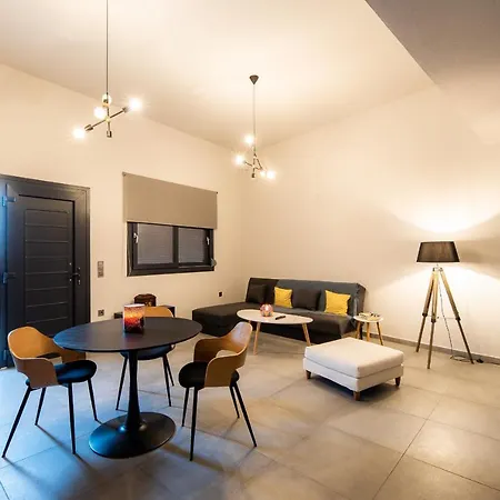 Onar House *
